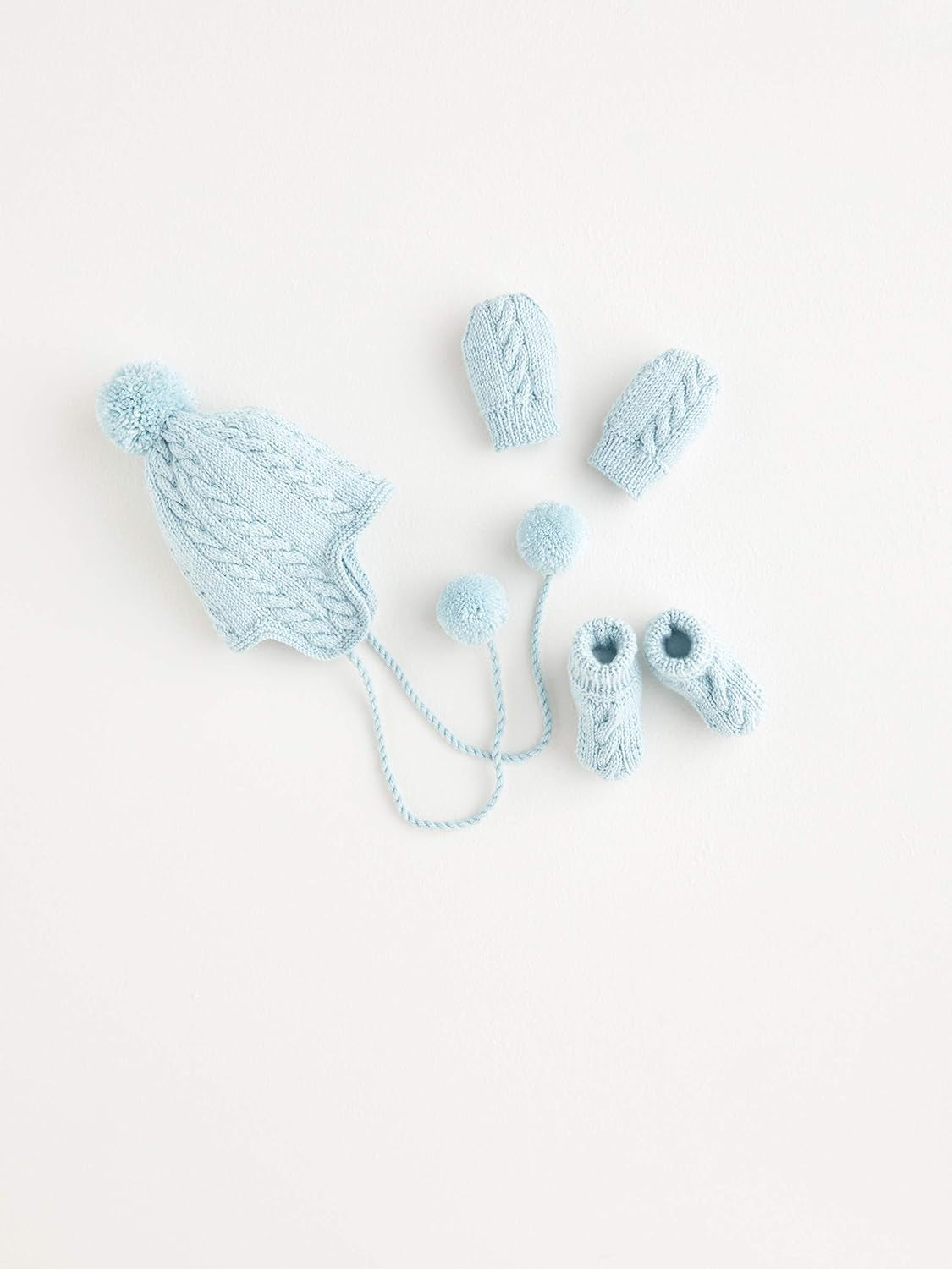 Snuggly Cashmere Merino Silk 4 Ply, 75% Extra Fine Merino, 20% Silk, 5% Cashmere, Premium Yarn for Knitting and Crochet, Snow Queen (302), 50G-Gennys fashion