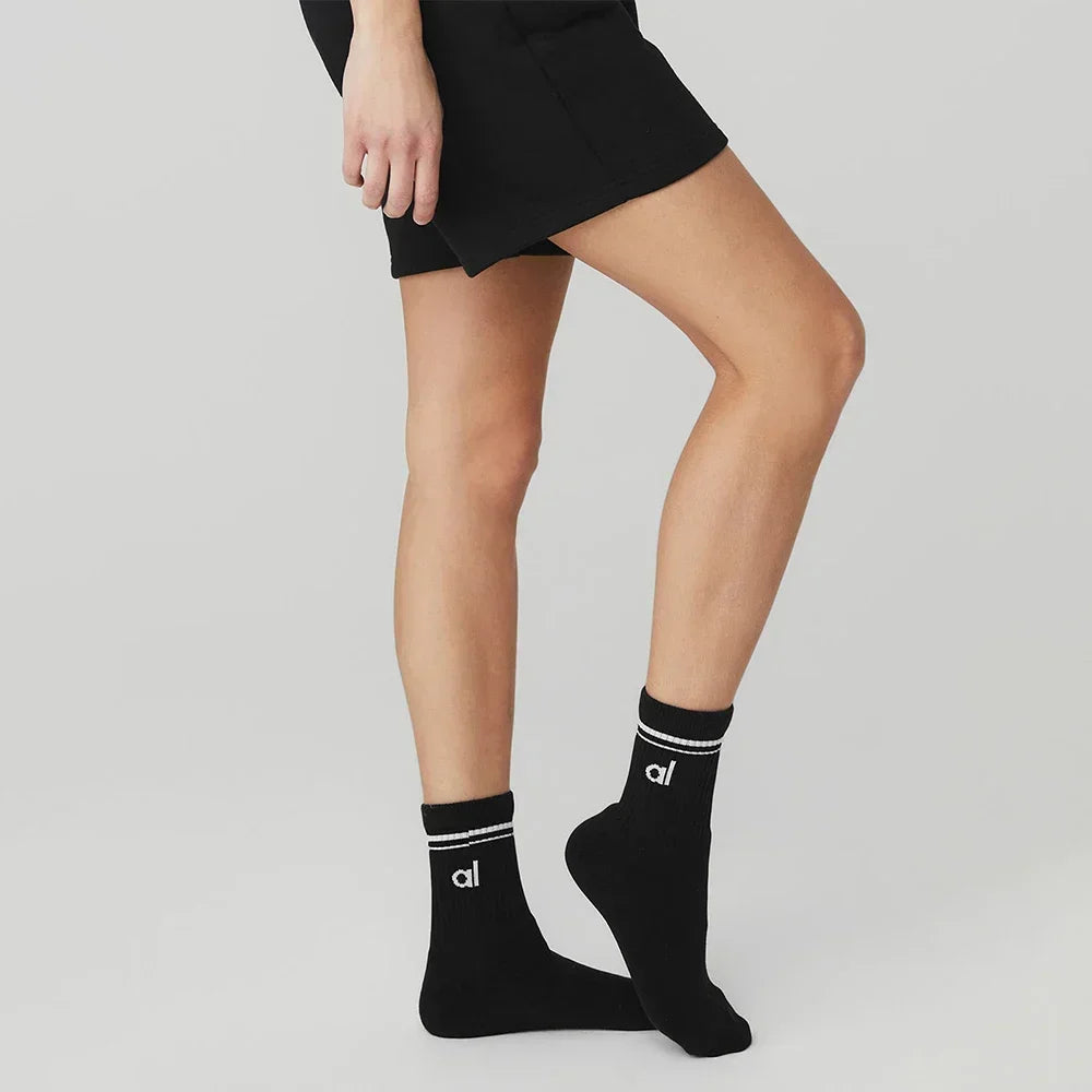 AL Fashion Yoga Sock Retro Cotton Sports Medium Long Socks Pilates Fitness Sports Four Seasons Socks Women'S Yoga Medium Sock-Gennys fashion