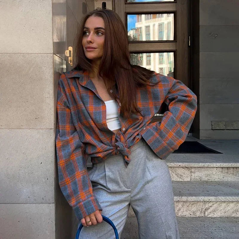 Women Vintage Long Sleeve Shirt Oversized Plaid Shirt Autumn Winter Fashion Loose Lapel Pocket Shirt Fit Blouse Korean Style-Gennys fashion
