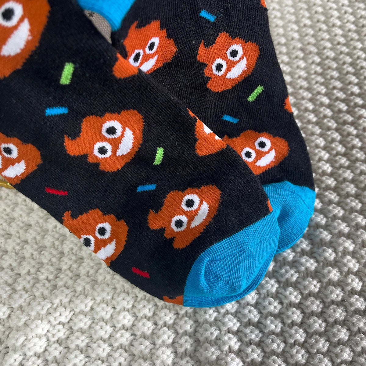 1 Pair Unisex Poop Emoji Funky Mid Tube Socks for Daily Street Suit in All Seasons-Gennys fashion