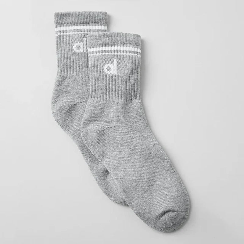 AL Fashion Yoga Sock Retro Cotton Sports Medium Long Socks Pilates Fitness Sports Four Seasons Socks Women'S Yoga Medium Sock-Gennys fashion