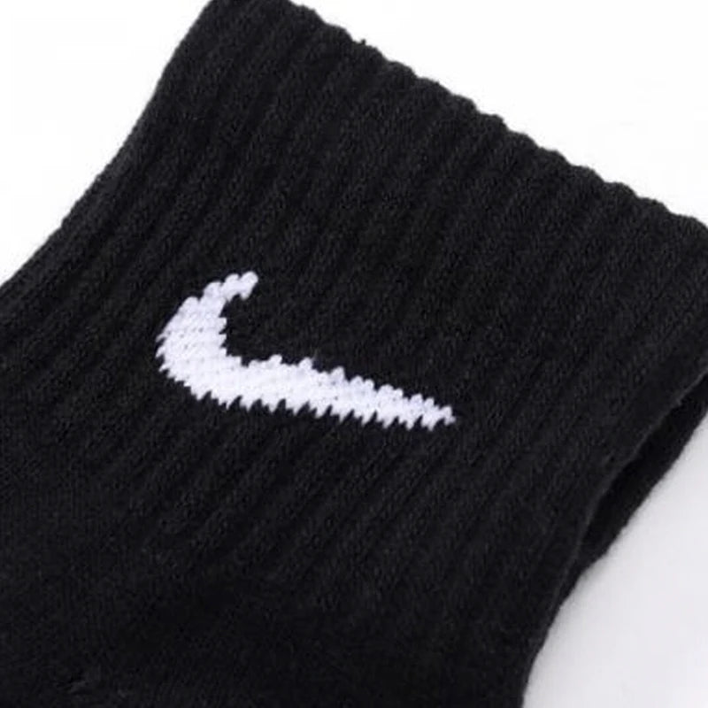 Original Lightweight Unisex Sports Socks Men'S and Women'S 3 Pairs Casual Breathable Short Tube Black Socks S M L XL SX7677-Gennys fashion