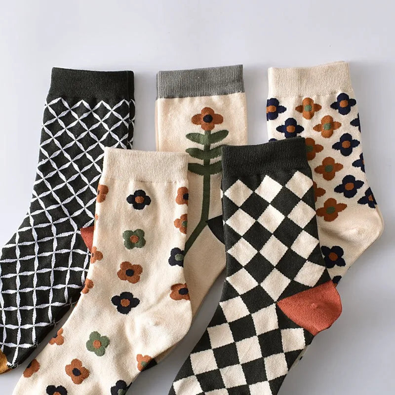 5 Pairs of Women'S Socks Spring and Summer Retro Small Flower Diamond Grid Medium Tube Socks-Gennys fashion