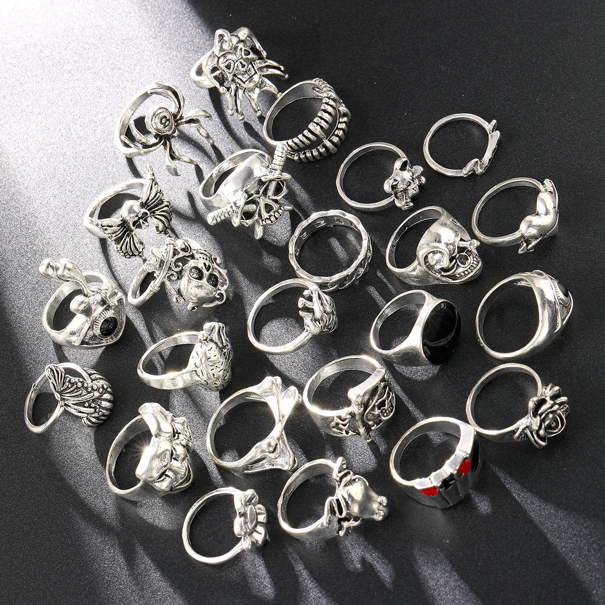 24 Pcs Gothic Skeleton Unisex Ring Set Punk Grunge Butterfly Frog Woman Man Jewelry Hip Hop Party Street Ring Accessories Gift-Gennys fashion